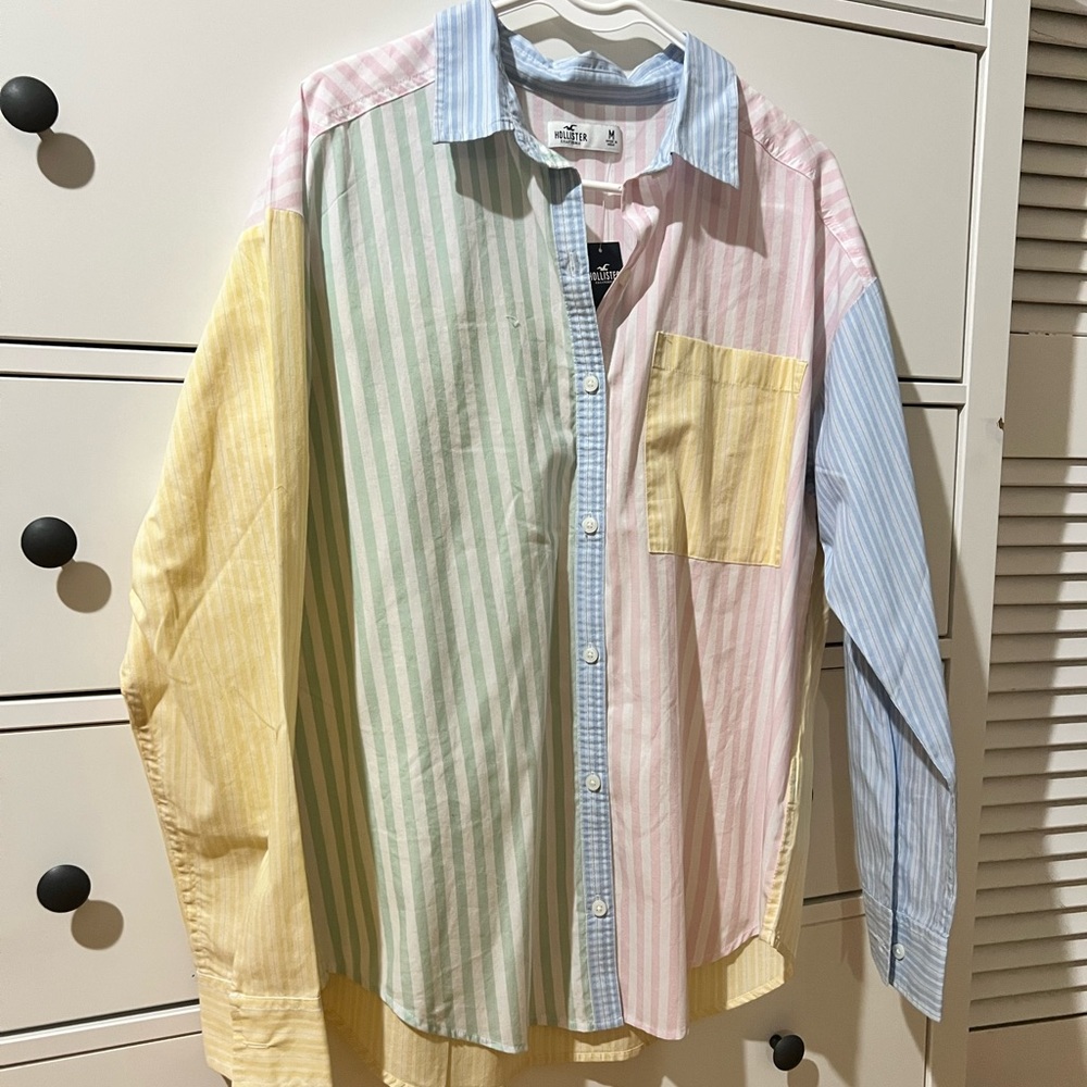 Hollister top